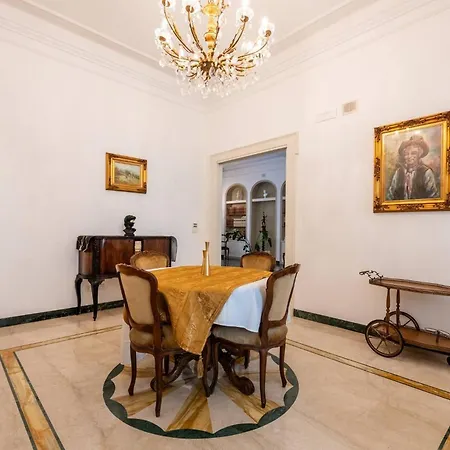 Апартаменты The One, Luxury Seaview With Piano *